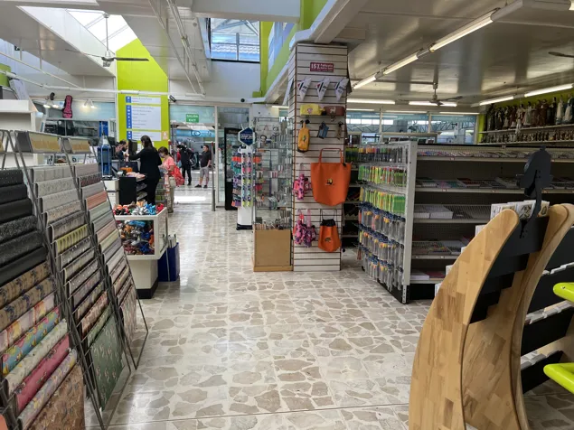 Se vende amplio local en Plaza Mayor Rohrmoser en Pavas, San José — $1,386,000