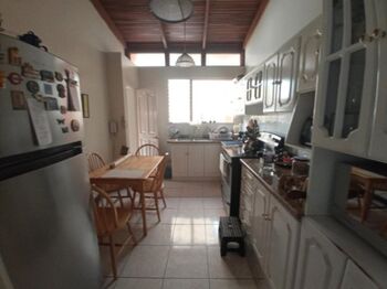 Venta de Casa en Montes de Oca, San José. RAH 25-923 en Mercedes, Montes De Oca, San José — $246,000 - Foto 4 de 10