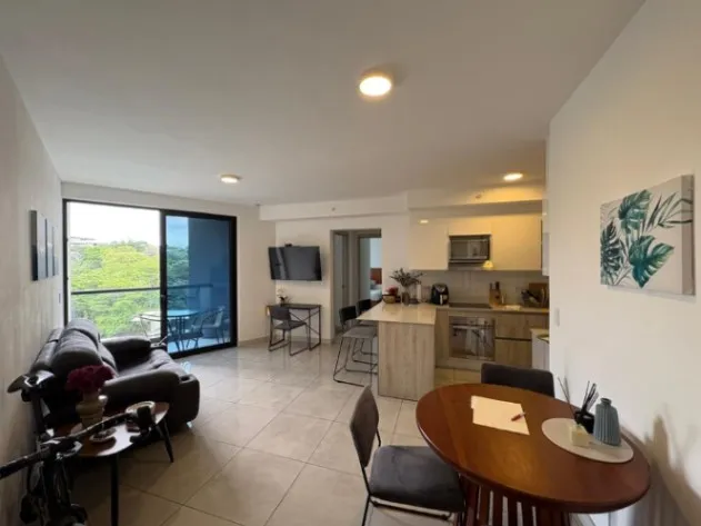 VENDO APARTAMENTO AMOBLADO EN SABANA, SAN JOSÉ. in Carmen, San José — $215,000