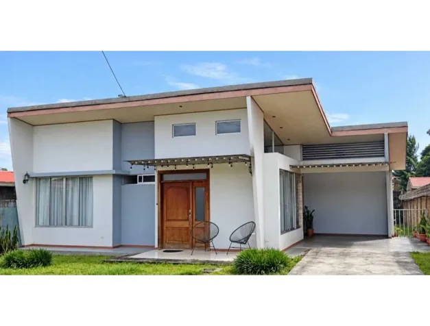 SE VENDE BELLA CASA EN SARAGOZA DE PALMARES, ALAJUELA. in Zaragoza, Palmares, Alajuela — ₡ 90 000 000