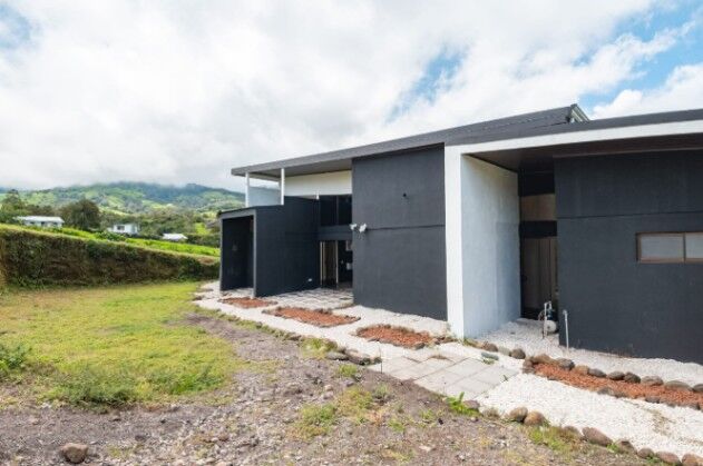 Venta privada | Joya arquitectónica en Coronado, San José-Costa Rica. en San Rafael, Vázquez de Coronado, San José — $650,000