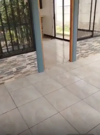 BELLA CASA A 5 KILÓMETROS DEL CENTRO DE ATENAS.  en Atenas, Alajuela — ₡ 42 000 000 - Foto 2 de 10