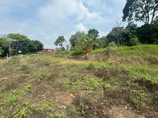 Lote a menos de 5 minutos de la 27 en el campo de Atenas in Atenas, Alajuela — $70,000 - Photo 2 of 7