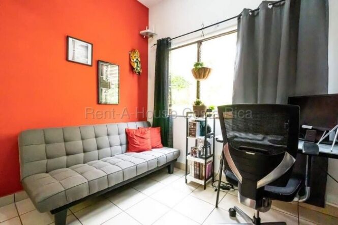 Venta de Apartamento en Moravia-La Trinidad. RAH 27-187 en La Trinidad, Moravia, San José — ₡ 47 000 000