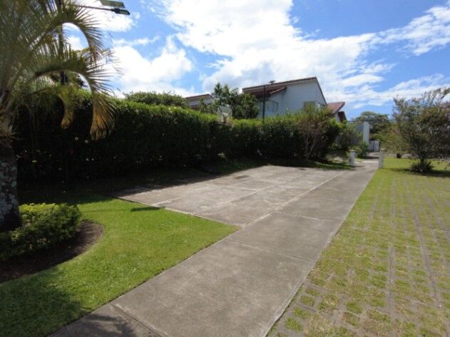 Se vende lote en La Guacima Alajuela 26-328 en Guácima, Alajuela — $95,000