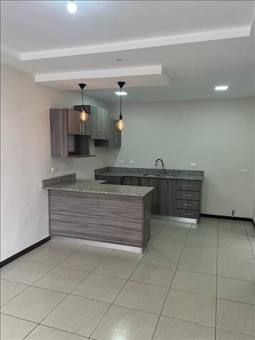 Casa en venta condominio La Rueda in El Tejar, El Guarco, Cartago — ₡ 68 000