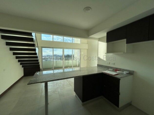 Venta de PENTHOUSE en Ulloa-Heredia. RAH 26-1805 PRECIO REBAJADO en Ulloa, Heredia — $155,808