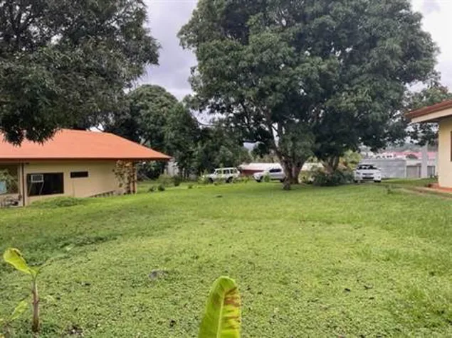 Lote con porton comunal cerca de Atenas Centro en Atenas, Alajuela — $94,000