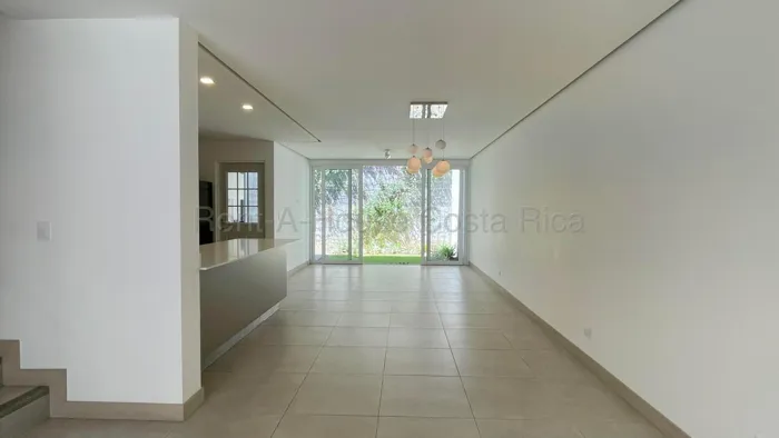 Venta de Casa en San Rafael de Escazú. RAH 27-316 in San Rafael, Escazú, San José — $340,000 - Photo 3 of 20