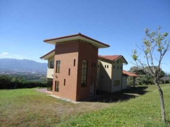 Se vende propiedad con lote de 7000m2 en Concepción de Heredia 25-1107 en Concepción, San Rafael, Heredia — $430,000 - Foto 5 de 22
