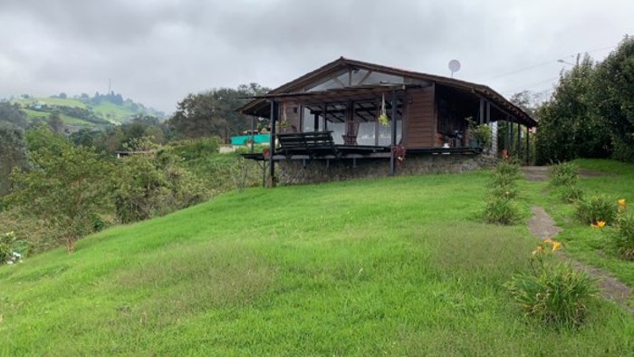 VENTA DE QUINTA, CARTAGO, LLANO GRANDE in Llano Grande, Cartago — $320,000