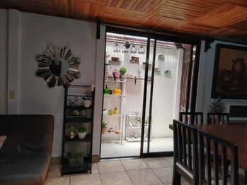 Venta de Local Comercial en Pozos de Santa Ana. RAH 25-1920 en Pozos, Santa Ana, San José — $2,000,000 - Foto 4 de 12