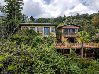 Venta de Hotel Boutique en las Montañas de Escazú - OPORTUNIDAD - Photo 2 of 3