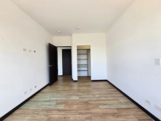 Apartamento en Condominio Santo Tomás in Pará, Santo Domingo, Heredia — $900 - Photo 2 of 17