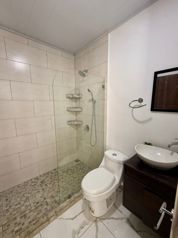 Casa Moderna y Elegante en Zaragoza de Palmares in Zaragoza, Palmares, Alajuela — 75 000 000 ₡ - Photo 5 of 7
