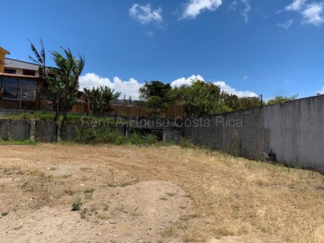 Exclusivo lote con vistas panorámicas y alto potencial para construir en Cartago #26-1775 GS en Carmen, Cartago — $202,000