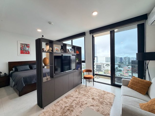 ALQUILER SKY SABANA AMUEBLADO ESTUDIO PLUS CON PARQUEO en Mata Redonda, San José — $1,200