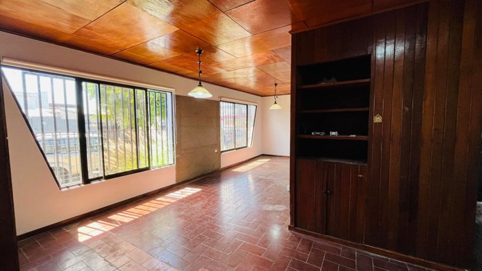 Venta de Casa en San José-San Fco de Dos Ríos. RAH 26-1465 en San Francisco de Dos Ríos, San José — ₡ 83 000 000 - Foto 2 de 10