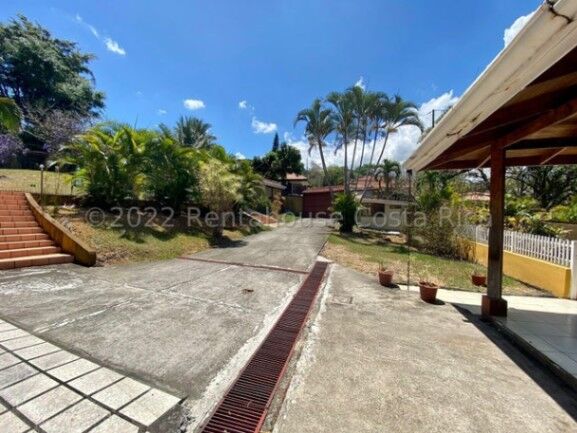 MLS-25-1836 LS VENTA QUINTA SANTA ANA SAN JOSE CONTACTENOS AL # 88987222 en Santa Ana, San José — $625,000