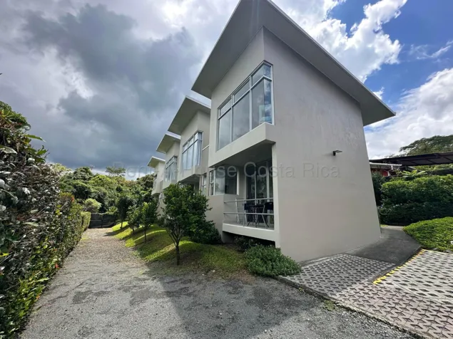 Alquiler de loft amoblado en Rodeo de Mora Colon en Colón, Mora, San José — $750 - Foto 3 de 11