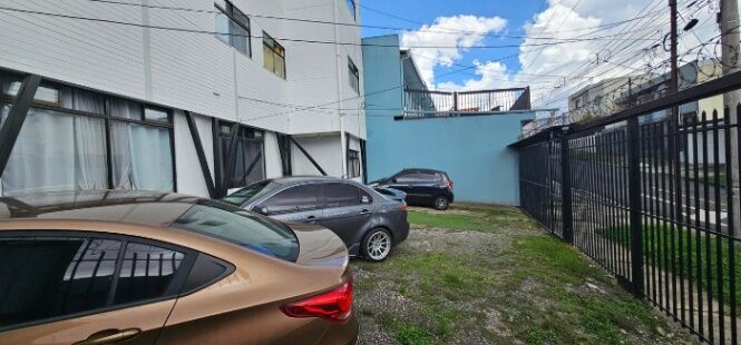 ¡Inversión de Alto Rendimiento en Edificio de Apartamentos Amueblados y Alquilados 🏠💸 in San Pedro, Montes De Oca, San José — $817,000