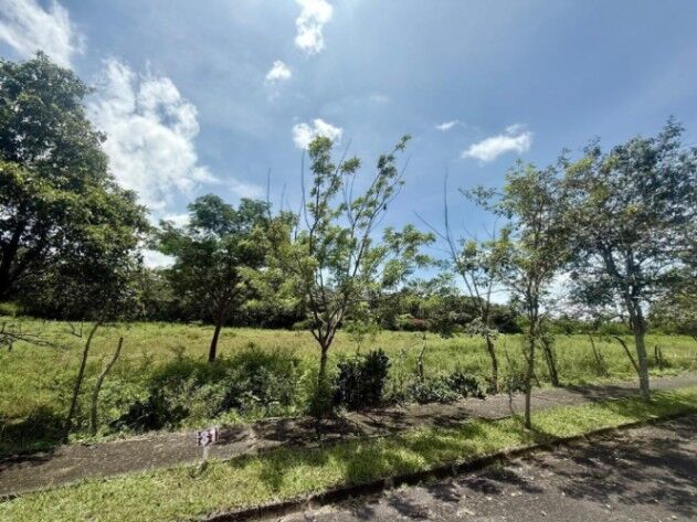 Lote Plano de 2,383 m²  con Exclusividad y Alta Plusvalía en La Guácima #26-631 GS en Guácima, Alajuela — $238,372