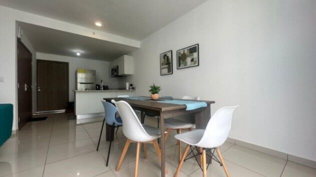 Alquiler de Apartamento en Tibás, Cinco Esquinas.  en Cinco Esquinas, Tibás, San José — $1,350