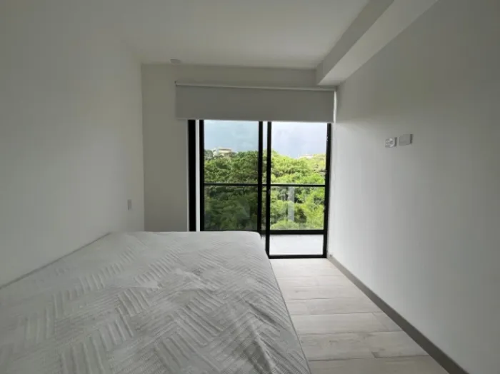 Apartamento en venta torre moderna 1 habitación con balcón y amenidades en San José #26-863 GS en Mata Redonda, San José — $195,000 - Foto 3 de 7