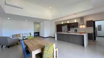 PENTHOUSE EN VENTA, SAN RAFAEL ESCAZÙ, $398.000 COD#26-103 en San Rafael, Escazú, San José — $398,000 - Foto 4 de 15