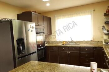 VENDO CASA EN SAN JERÓNIMO, SAN JOSÉ.  en San Jerónimo, Moravia, San José — $250,000 - Foto 4 de 18