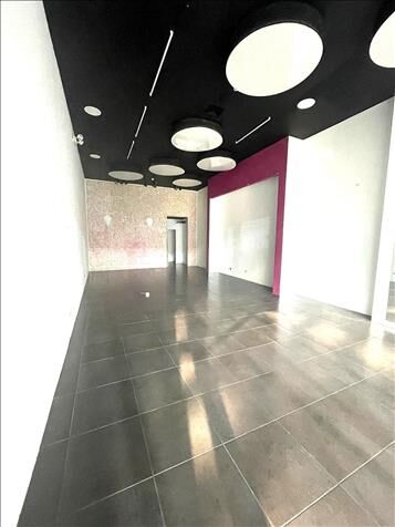 ALQUILER DE LOCAL, HEREDIA, MALL PASEO DE LAS FLORES in Heredia — $2,000