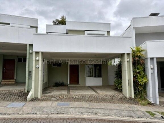 Venta de Casa en San Pablo de Heredia. RAH 26-1919 in San Pablo, Heredia — $230,000