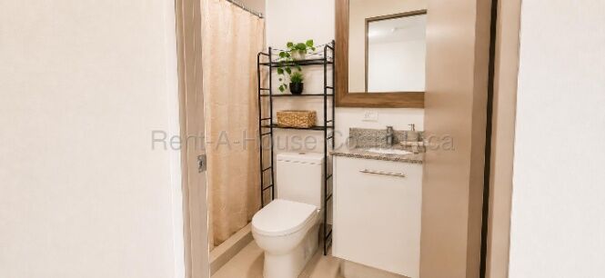 Alquiler | Apartamento tipo estudio amueblado en iFreses, Curridabat #27-61 GS in Granadilla, Curridabat, San José — $900