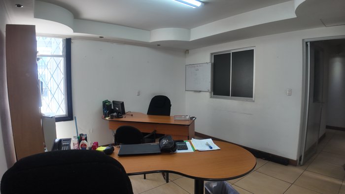 Alquiler Comercial Oficinas y bodegas in Mata Redonda, San José — $8,000 - Photo 2 of 22