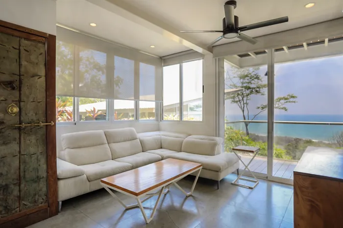 Casa con Vista al Mar en Maramar, Santa Teresa en Cóbano, Puntarenas — $975,000 - Foto 3 de 32