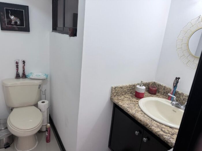 Linda casa Centrica en Desamparados, Alajuela — $1,800