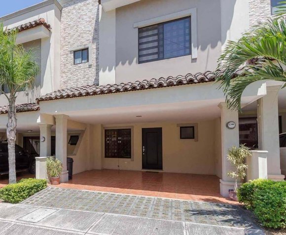 VENTA DE CASA, SAN JOSE, CONDOMINIO SANTA ANA HILLS en Salitral, Santa Ana, San José — $220,000