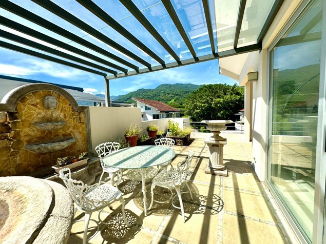 VENTA Penthouse en condominio en Piedades de Santa Ana in Piedades, Santa Ana, San José — $450,000