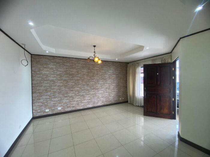 viva en este grandioso condominio casa amplia y moderna  in El Tejar, El Guarco, Cartago — $126,000