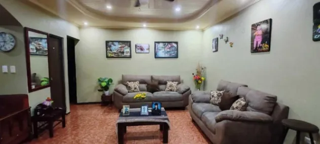MLS-26-597 KQ VENTA CASA CON APARTAMENTO DESAMPARADOS SAN JOSE CONTACTENOS AL # 88987222 en Desamparados, San José — ₡ 72 500 000