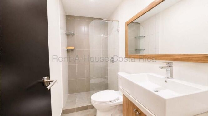 Venta de Apartamento en Curridabat-Granadilla. RAH 26-2242 in Granadilla, Curridabat, San José — $172,000