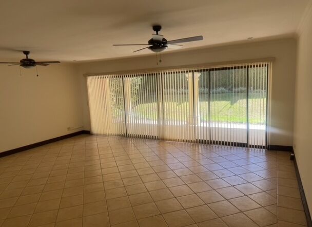 Casa en Condominio Santa Ana en Santa Ana, San José — $2,300