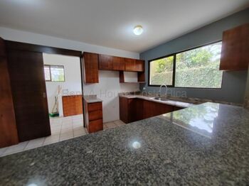 CASA EN VENTA EN POZOS DE SANTA ANA en Pozos, Santa Ana, San José — $250,000 - Foto 5 de 15