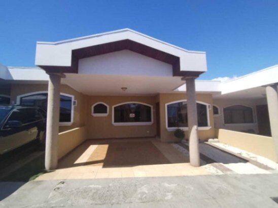 Se vende casa en CONDOMINIO COYOL DE ALAJUELA in Alajuela — ₡ 53 000 000