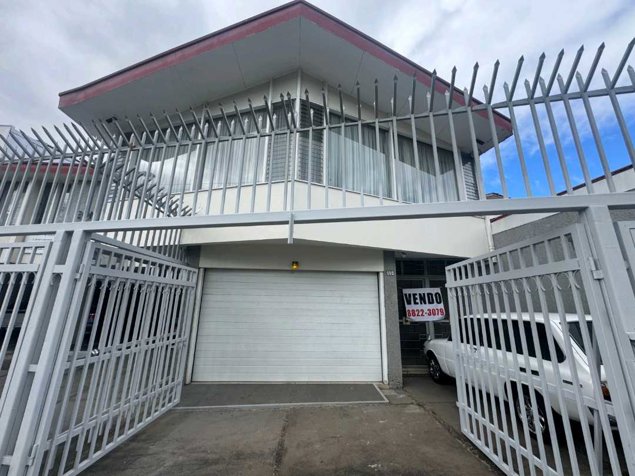 VIVE A LO GRANDE EN BARRIO ESCALANTE. in Carmen, San José — $2,400 - Photo 2 of 29