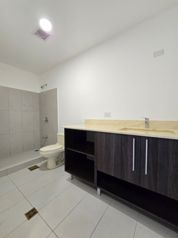 Apartamento en Condominio Santo Tomás in Pará, Santo Domingo, Heredia — $900 - Photo 4 of 17