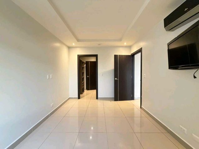 RIVER PARK A105 APARTAMENTO. in Santa Ana, San José — $1,200 - Photo 2 of 16