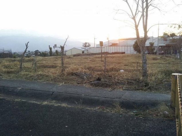 Venta de lote en Sabanilla de Uso Residencial, 3 pisos en Sabanilla, Montes De Oca, San José — $649,000 - Foto 1 de 5
