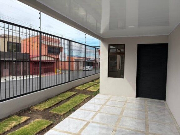 Venta de Casa en Tibás, San José. in San Juan, Tibás, San José — $175,000