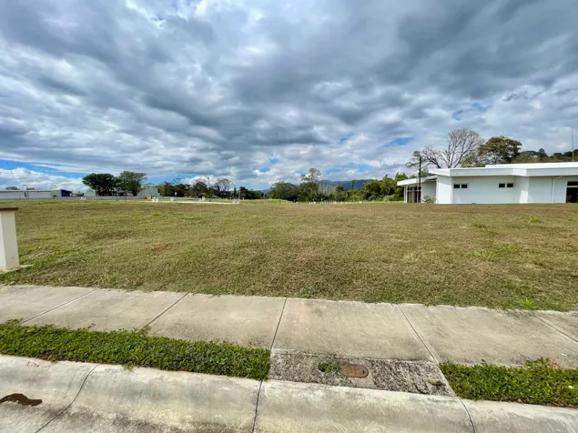 Lot for sale in Grecia with a prime location in Grecia, Alajuela — ₡ 24 000 000
